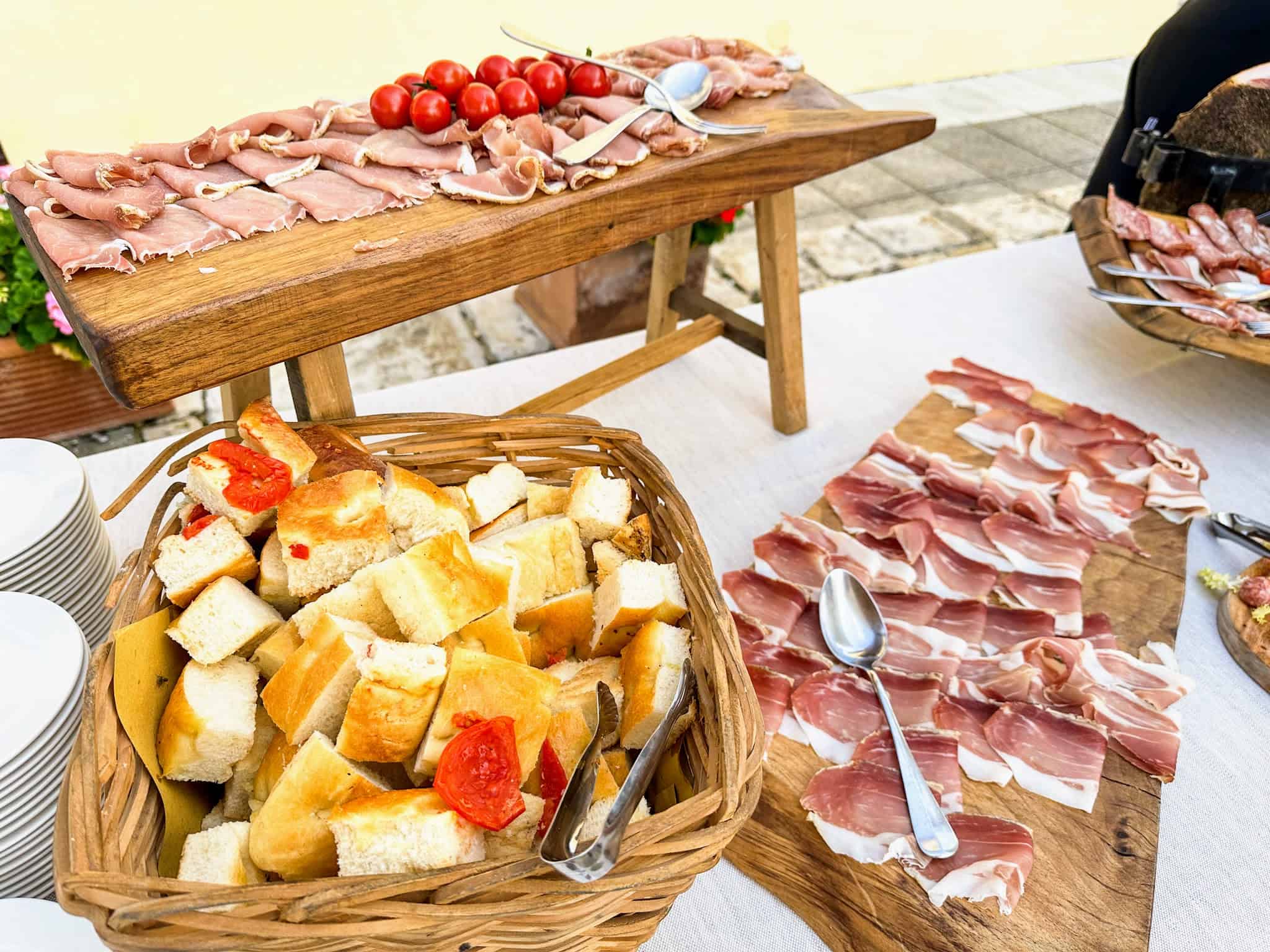 Types Of Prosciutto - 9 Famous Prosciutto Varieties To Try On Your Next ...