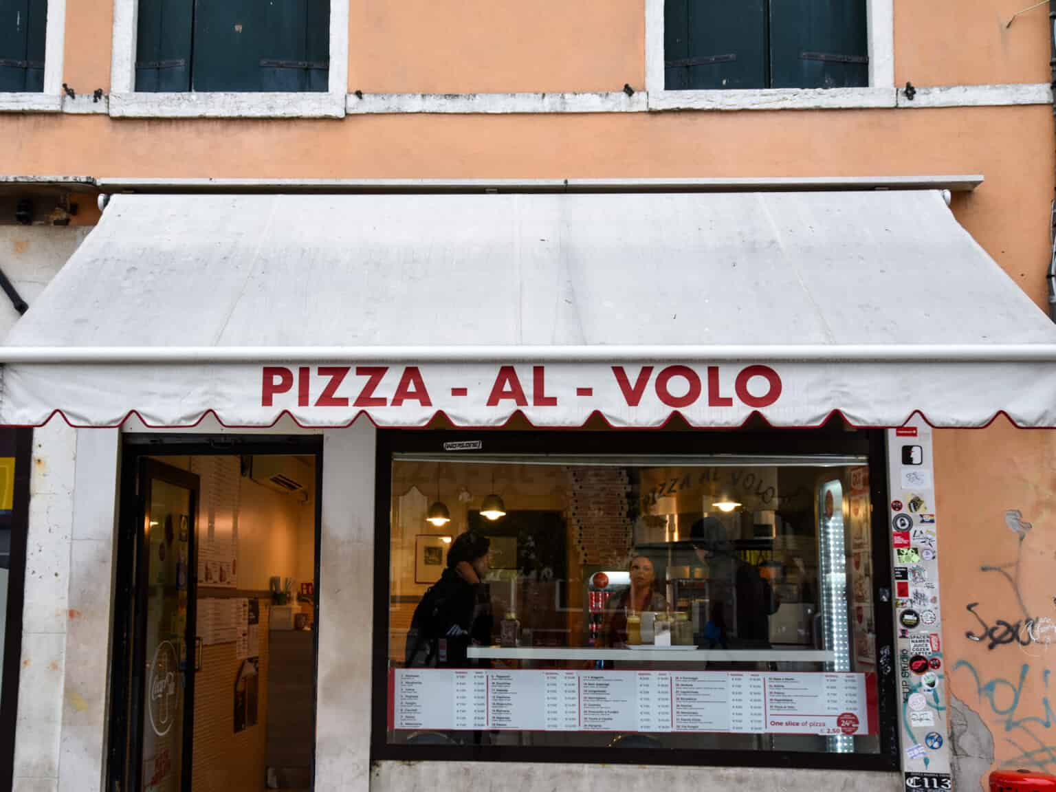 best-pizza-in-venice-italy-my-don-t-miss-list-for-2025-eating